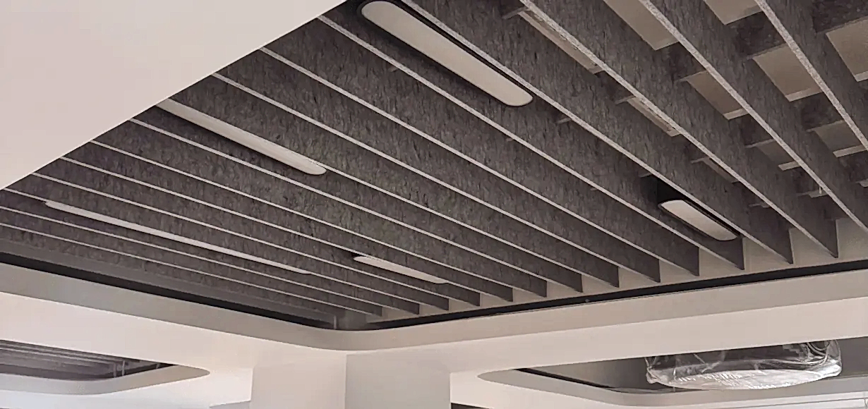 Akustik tavan sistemi